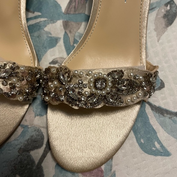 Betsey Johnson x David’s Bridal Block Heels - Picture 2 of 9
